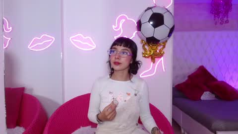 Snapshot of little_paulette chatting on 07.01.26 Paulette online show from 07.01.26
