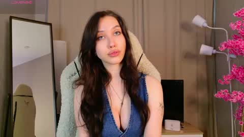 Kate online show from 05.13.26