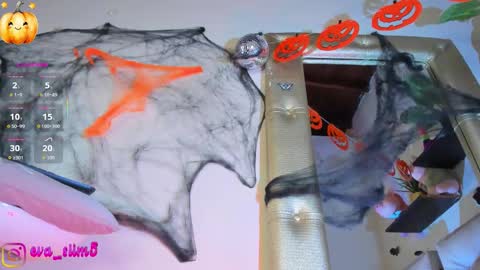 Eva online show from 10.30.25