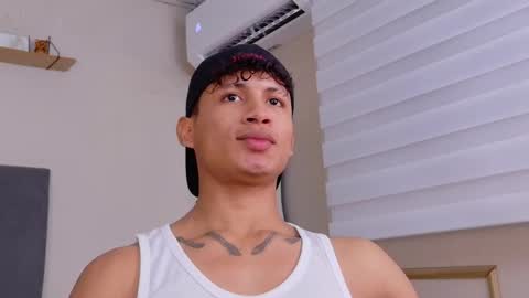 Snapshot of little_tommy19 chatting on 10.30.25 Tommy online show from 10.30.25