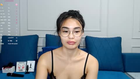 Kwan online show from 11.10.25