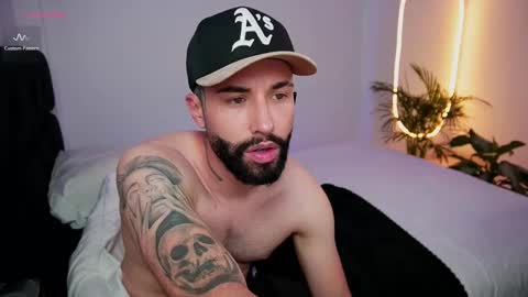 little_vannesaa online show from 02.18.25