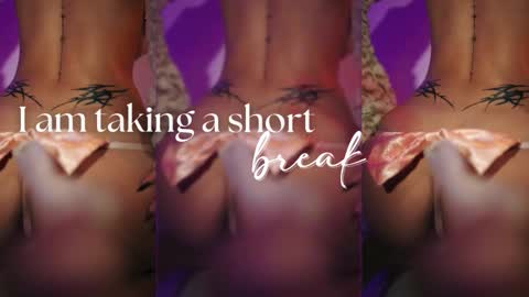 Snapshot of little_vel chatting on 02.15.26 Im your little Velinda online show from 02.15.26