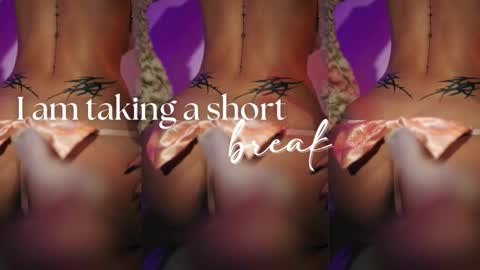 Snapshot of little_vel chatting on 02.18.26 Im your little Velinda online show from 02.18.26