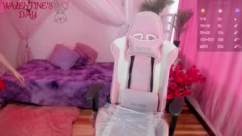 Snapshot of little_xioo chatting on 02.14.26 Xiom online show from 02.14.26