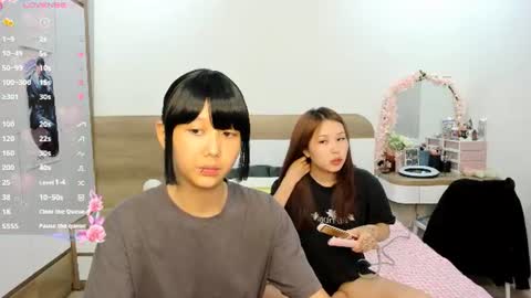 Yena and Gabby online show from 06.21.26