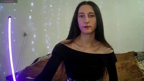 Snapshot of littleahwitch chatting on 06.08.26 LittleAhWitch online show from 06.08.26