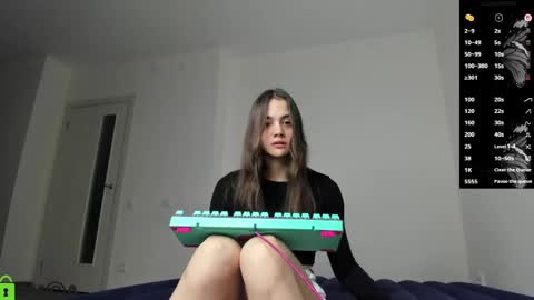 Snapshot of littleashleyy chatting on 05.23.26 littleashleyy online show from 05.23.26
