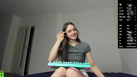 Snapshot of littleashleyy chatting on 05.24.26 littleashleyy online show from 05.24.26