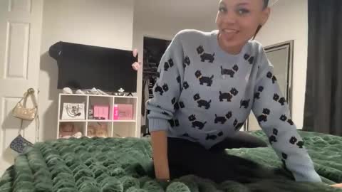 Snapshot of littlecutiechloe chatting on 01.06.26 LittleCutieChloe online show from 01.06.26