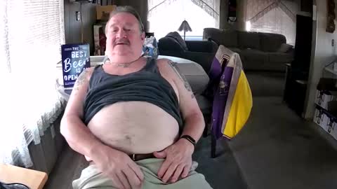 Littled83057 online show from 10.28.25