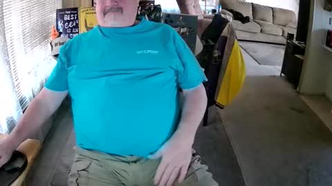 Snapshot of littled83057 chatting on 03.12.26 Littled83057 online show from 03.12.26