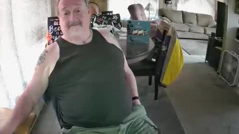 Snapshot of littled83057 chatting on 03.25.26 Littled83057 online show from 03.25.26