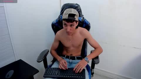 Snapshot of littledanny_ chatting on 02.09.26 DANNY online show from 02.09.26