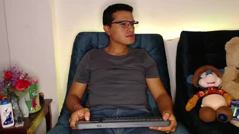 Manu online show from 05.04.26