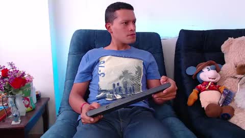 Snapshot of littledicklatin chatting on 07.27.26 Manu online show from 07.27.26