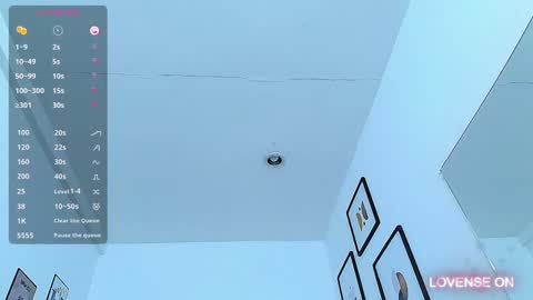 Snapshot of littlee_emilyy_ chatting on 12.15.24 Emily online show from 12.15.24