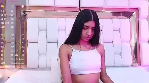 Snapshot of littlee_emilyy_ chatting on 02.27.25 Emily online show from 02.27.25