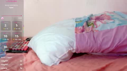 Snapshot of littleebonymommy chatting on 11.17.25 Tania online show from 11.17.25