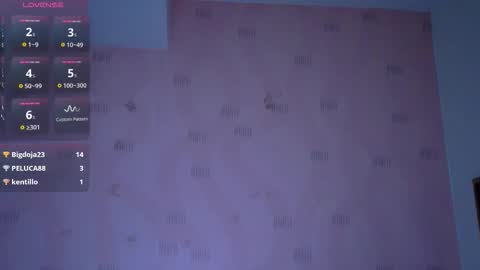 Snapshot of littleebonymommy chatting on 11.28.25 Tania online show from 11.28.25