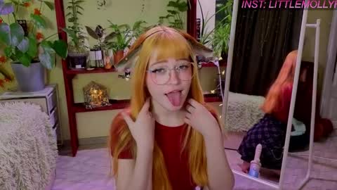 Molly online show from 04.08.26