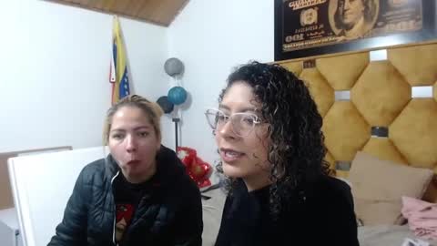 Snapshot of littlejules25 chatting on 02.18.26 littlejules25 online show from 02.18.26