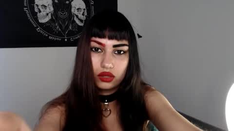 Snapshot of littleluciferrr chatting on 11.09.25 Lucifer online show from 11.09.25