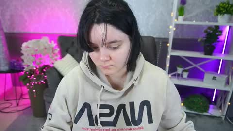 Snapshot of littleshyy chatting on 02.08.26 Masha online show from 02.08.26