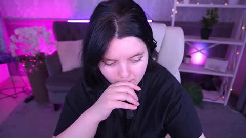 Snapshot of littleshyy chatting on 02.28.26 Masha online show from 02.28.26