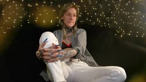 Niki  free tg channel with some photos gifs and info about streams  online show from 02.08.26