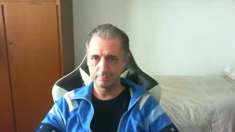 liuk53 online show from 05.03.26