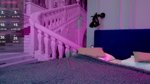 Snapshot of liv_fay chatting on 12.17.24 Liv 3 online show from 12.17.24