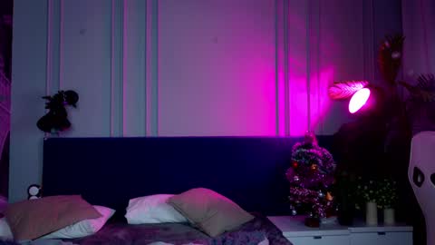 Snapshot of liv_fay chatting on 01.03.25 Liv 3 online show from 01.03.25