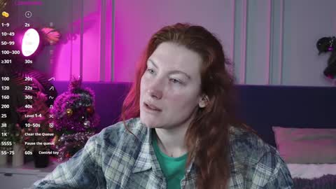 Snapshot of liv_fay chatting on 01.08.25 Liv 3 online show from 01.08.25