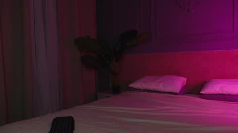 Snapshot of liv_fay chatting on 12.03.25 Liv 3 online show from 12.03.25