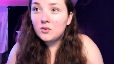 Snapshot of livinsubspace chatting on 04.13.26 Liv online show from 04.13.26