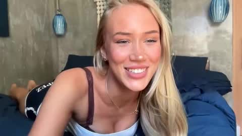 olivia online show from 03.05.26