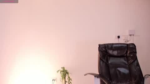 Vanessa online show from 02.08.25