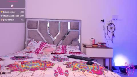 Vanessa online show from 03.04.25