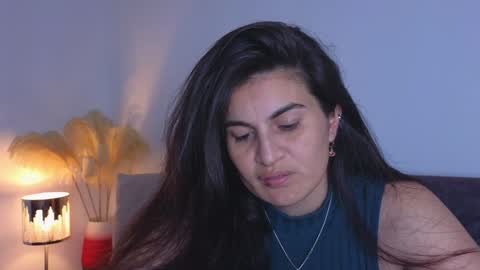 Snapshot of liz_devine chatting on 02.03.25 liz online show from 02.03.25