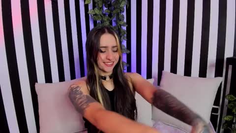 Liz  online show from 09.25.25