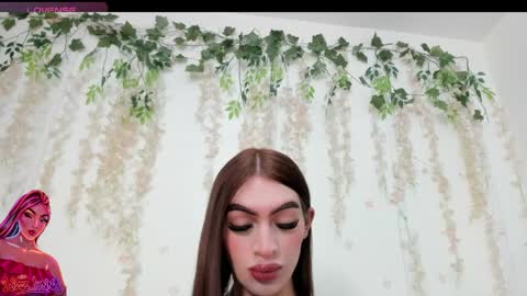 Snapshot of liz_lunaa chatting on 05.27.26 Liz Luna online show from 05.27.26