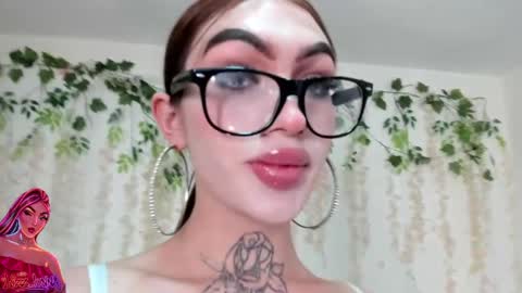 Snapshot of liz_lunaa chatting on 05.28.26 Liz Luna online show from 05.28.26