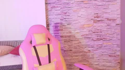 liz_monserrat online show from 02.08.26