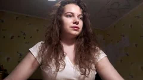 Snapshot of lizabethkimbal chatting on 04.15.26 Molly online show from 04.15.26