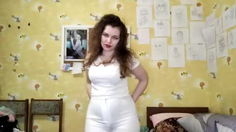 Snapshot of lizabethkimbal chatting on 05.01.26 Molly online show from 05.01.26