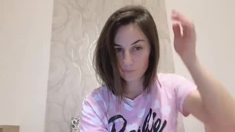 Snapshot of lizalish chatting on 01.27.25 Liza online show from 01.27.25