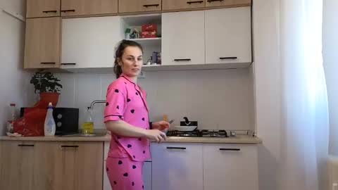 Snapshot of lizalish chatting on 02.07.25 Liza online show from 02.07.25