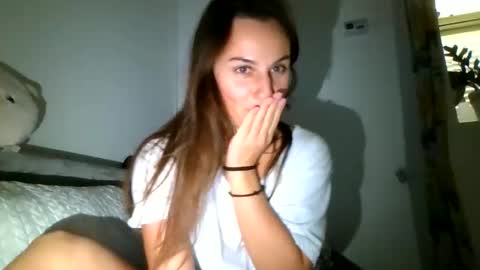 Snapshot of lizalish chatting on 10.11.25 Liza online show from 10.11.25