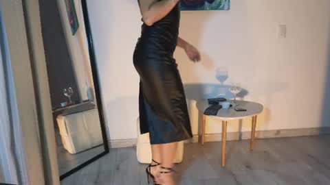 Snapshot of lizambarr chatting on 07.26.26 Lizeth online show from 07.26.26
